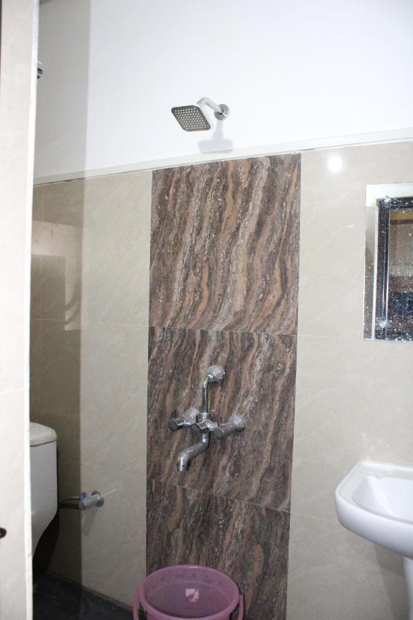 Hotel Square Park Dibrugarh Εξωτερικό φωτογραφία