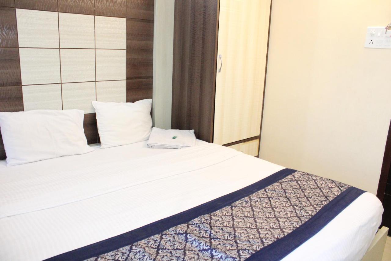 Hotel Square Park Dibrugarh Εξωτερικό φωτογραφία