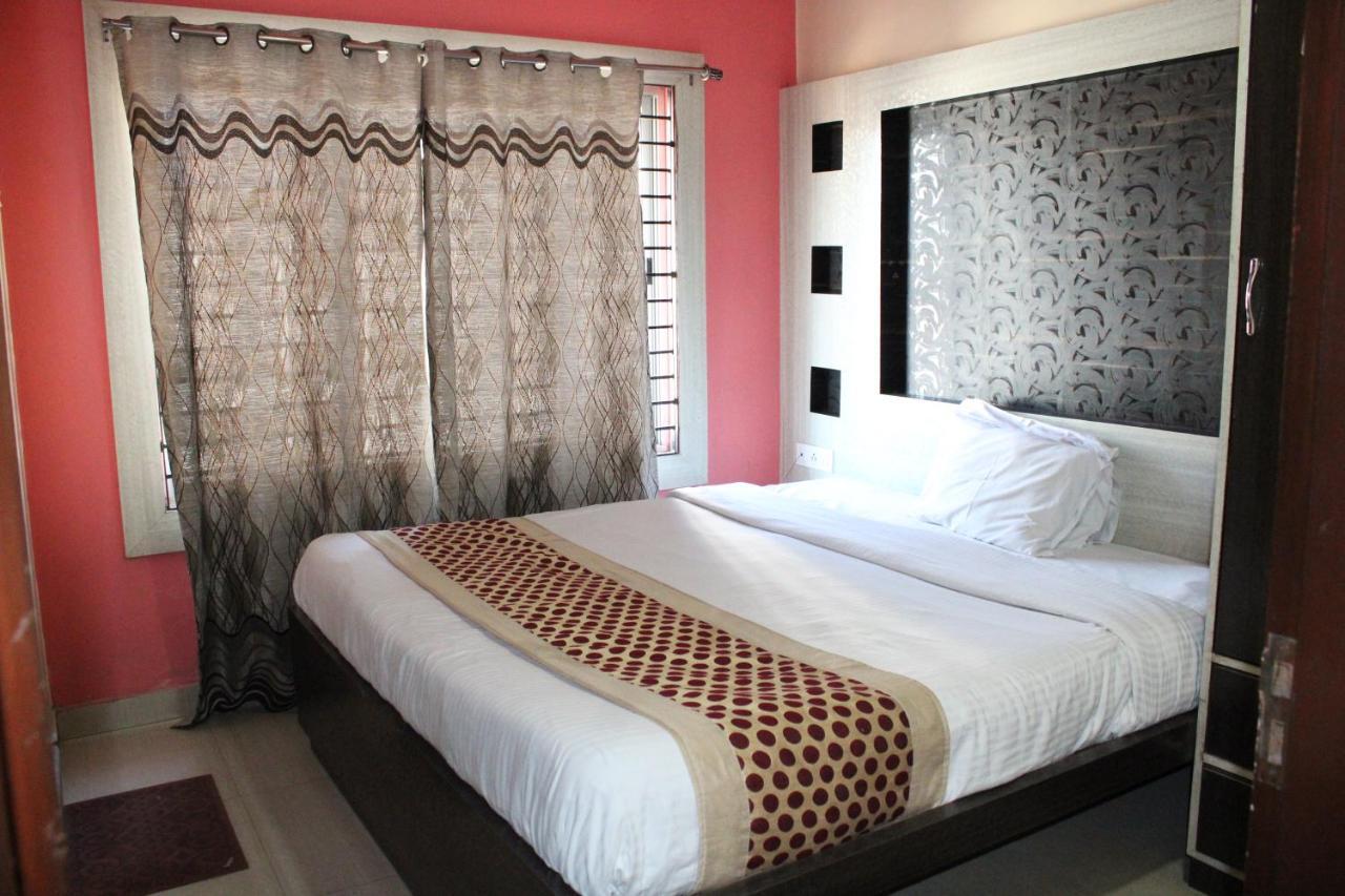 Hotel Square Park Dibrugarh Εξωτερικό φωτογραφία