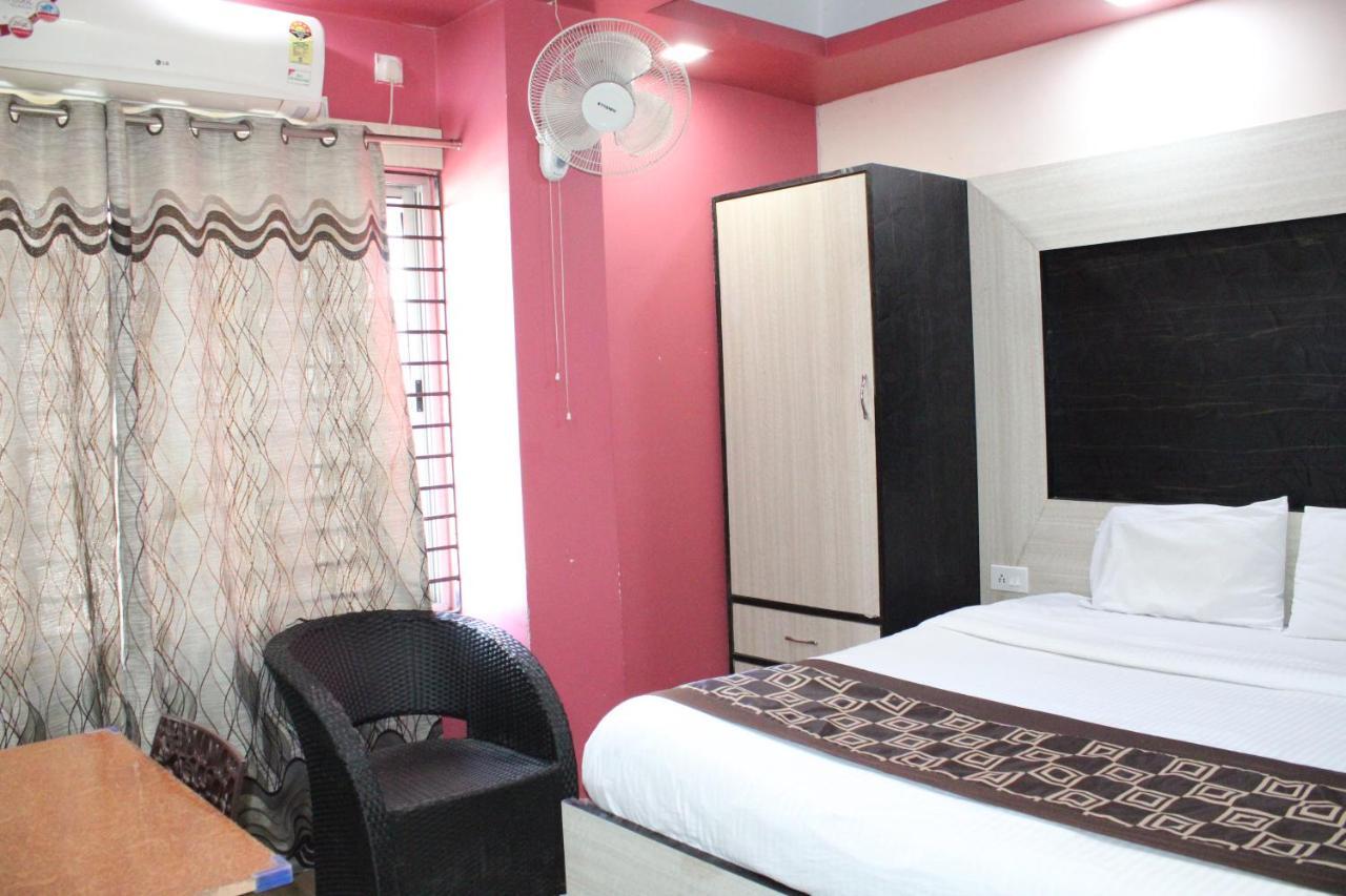 Hotel Square Park Dibrugarh Εξωτερικό φωτογραφία