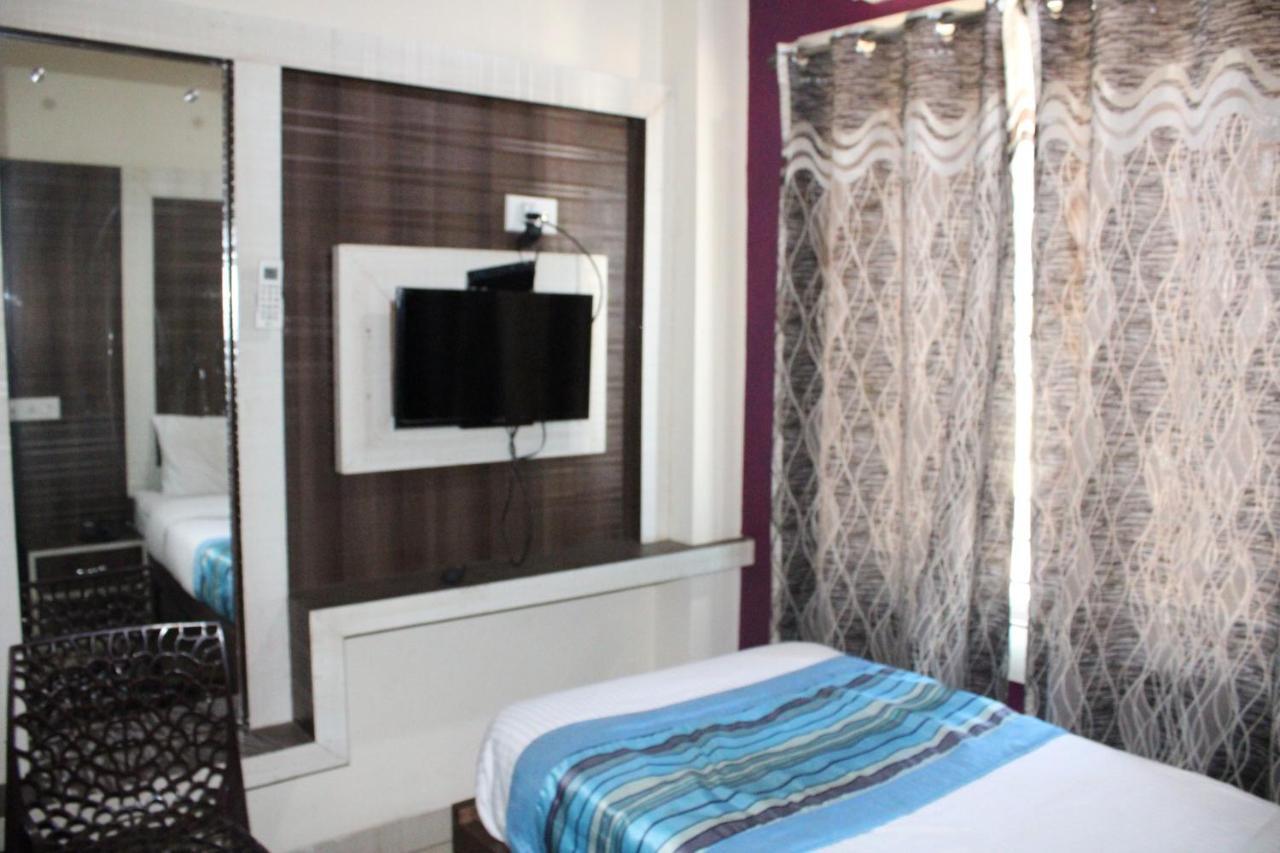 Hotel Square Park Dibrugarh Εξωτερικό φωτογραφία